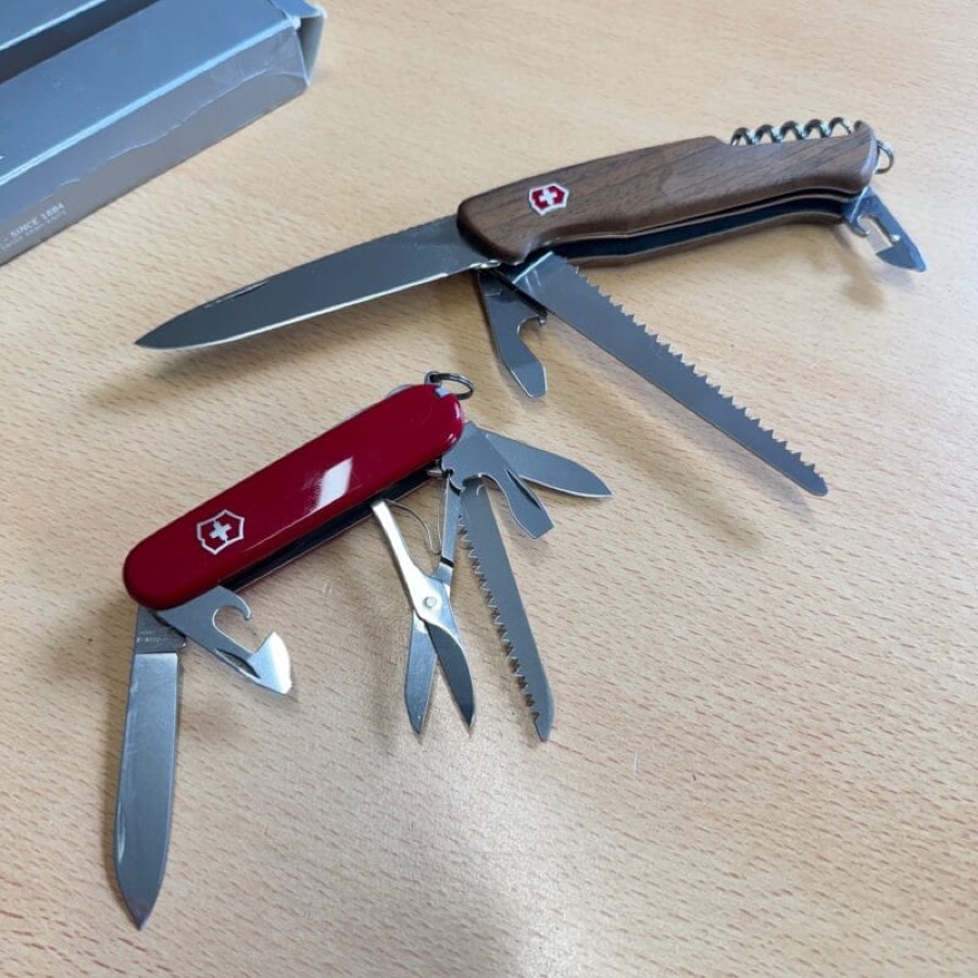 Victorinox Huntsman